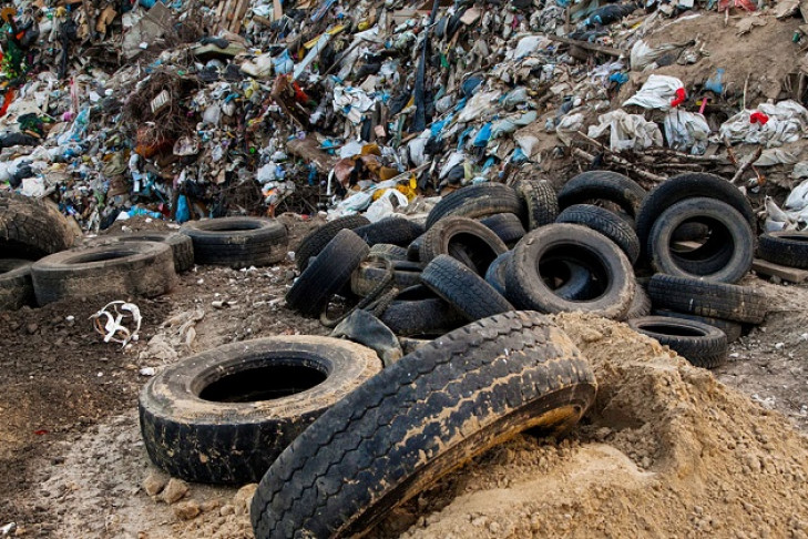 Крупнейший перевозчик мусора в Новосибирской области расторг договор с регоператором