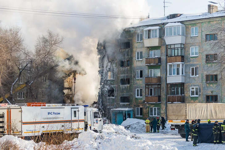Суд над лжегазовиками по делу о взрыве дома на Линейной начался в Новосибирске