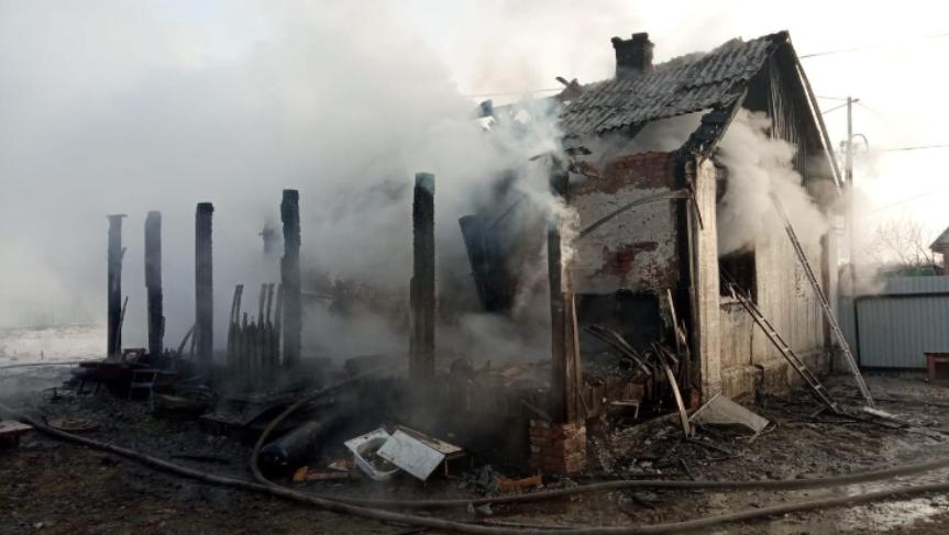 Храбрец из Буньково спас двух детей из горящего дома под Новосибирском