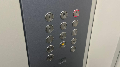 48 лифтов заменят в многоквартирных домах Новосибирской области