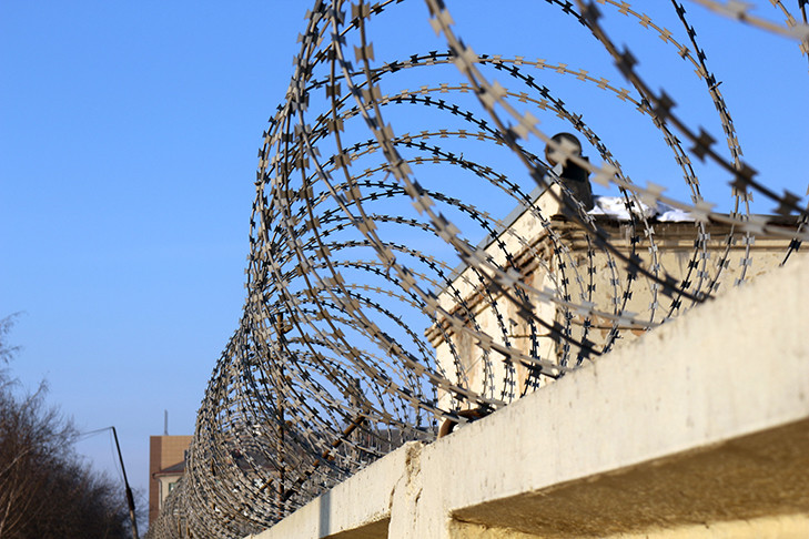 Восемь лет в колонии строго режима проведет новосибирец за драку на проспекте Димитрова