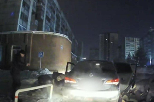 Три таксиста в Новосибирске украли у пассажиров 500 тысяч рублей