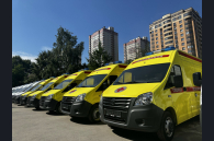 Службе скорой медицинской помощи Новосибирска вручили ключи от 35 спецавтомобилей