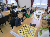 Малыши-дошколята из Бердска сразились в Первенстве города по шашкам
