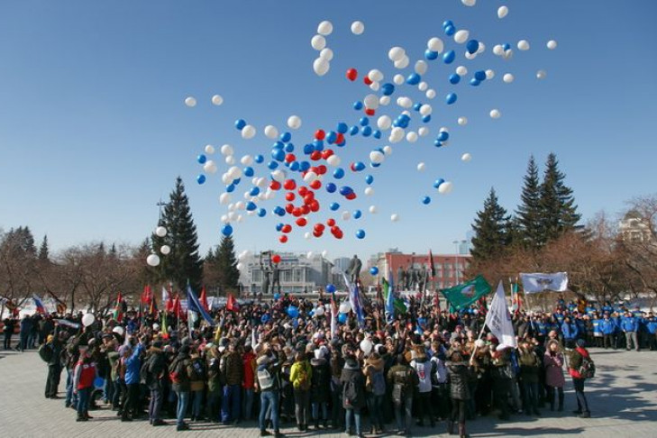 Годовщину воссоединения Крыма с Россией отпраздновали в Новосибирске