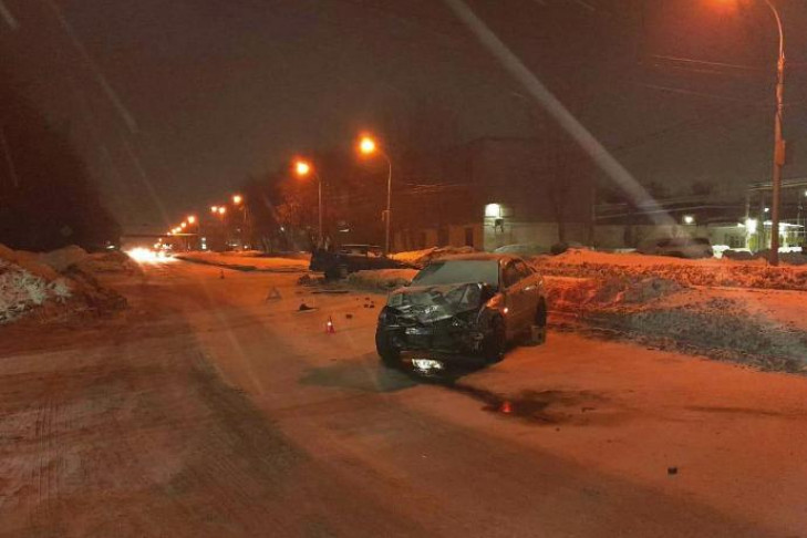 Несовершеннолетний водитель попал в ДТП в Калининском районе