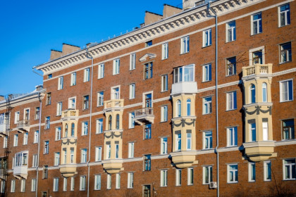 Фасады 114 зданий в Новосибирске покрасят в исторические цвета