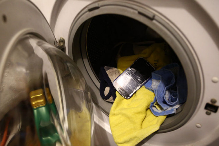 Неработающую стиральную машину за 90 км от дома купила пенсионерка