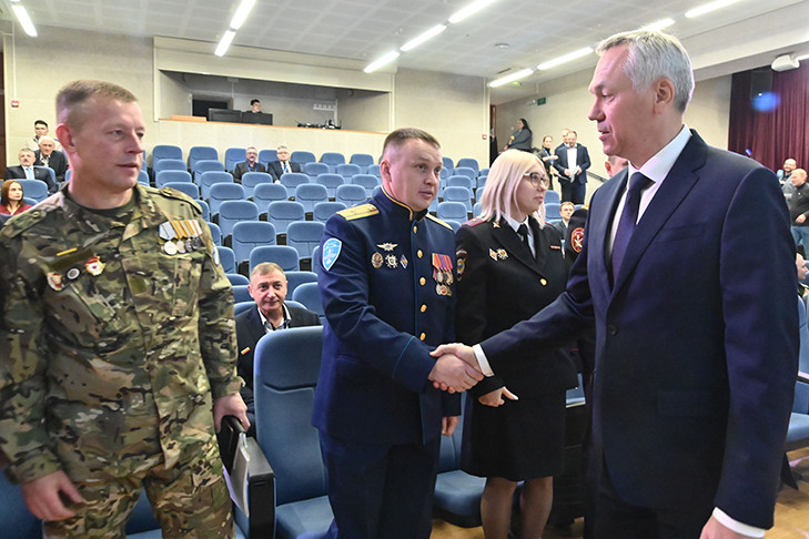 Участники второго потока проекта «Герои НовоСибири» приступают к стажировкам в органах власти