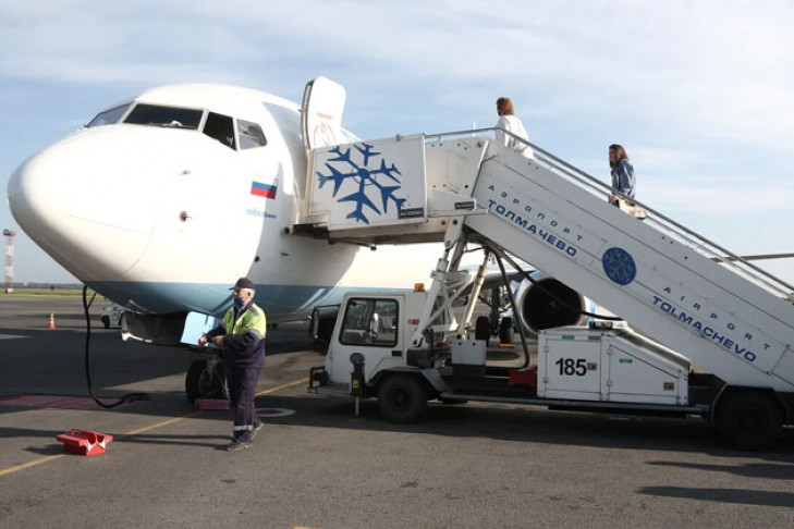 Авиарейсы за рубеж возобновят из Новосибирска и еще пяти городов