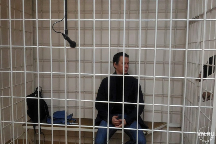 Срок содержания под стражей продлили журналисту Сальникову