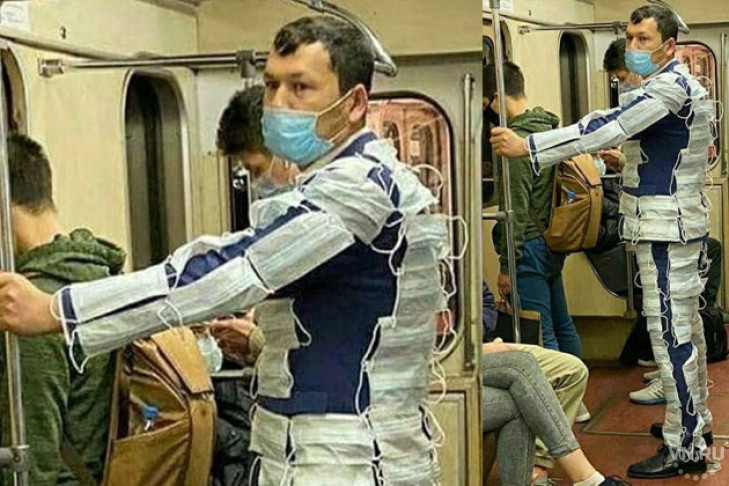 Увешанный масками пассажир привлек внимание в метро Новосибирска