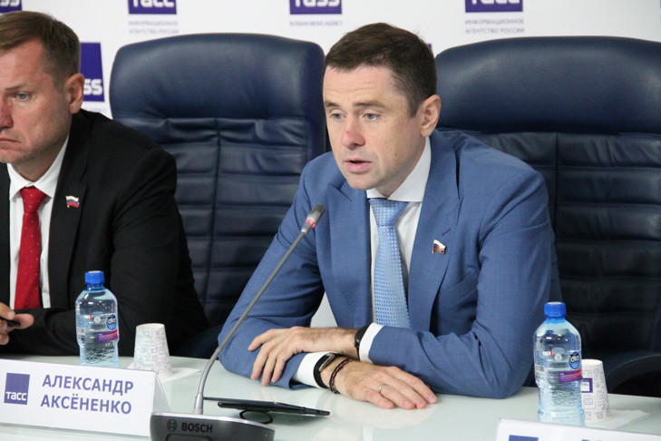 В Новосибирской области предложили обуздать алчность коммунальщиков и торговых сетей