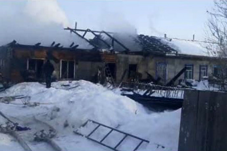 Трагедия в поселке Станционно-Ояшинский: в пожаре погибла бабушка с внуками