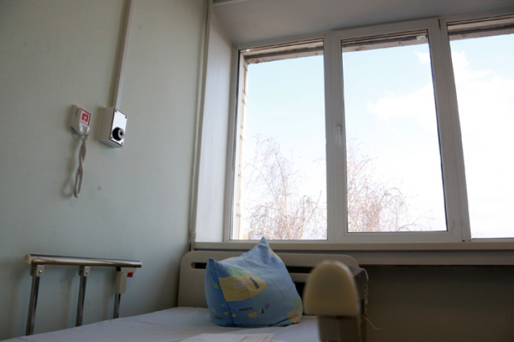 98 пациентов за минувшие сутки приняли в городской больнице №11