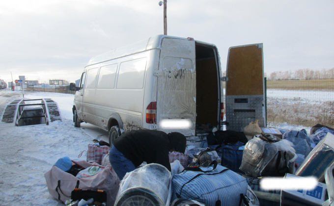 Водителя с порохом поймали пограничники в Карасукском районе