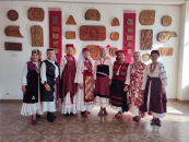 «Душевные» платья бердчанок пробуждают родовую память