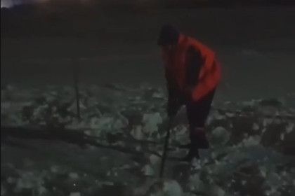 Спасатели ликвидировали купель на «карьере смерти» в Новосибирске