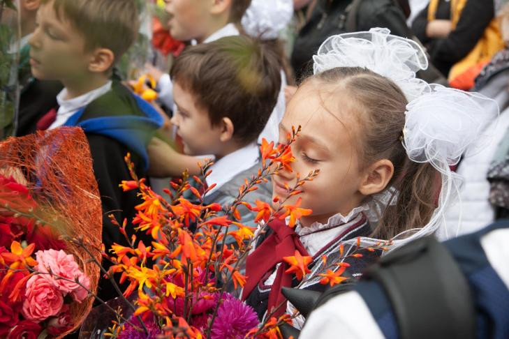 Количество работающих в одну смену школ названо в Новосибирске