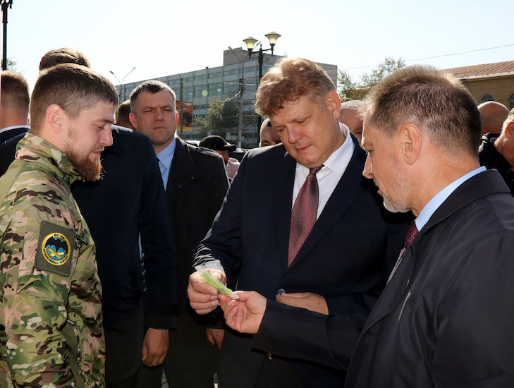 Серышев на выставке троффейной техники.JPG