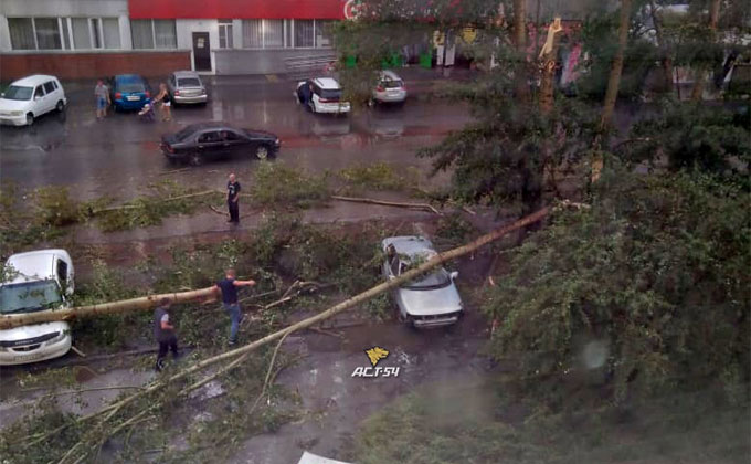 Ураган в Барабинске (06.08.2020) 3.jpg