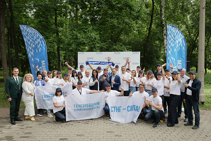 Аллея СТНГ 02CM1_6053.JPG