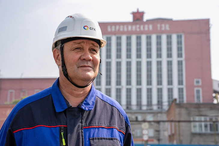 Башкинов спикер.jpg Башкинов спикер.jpg