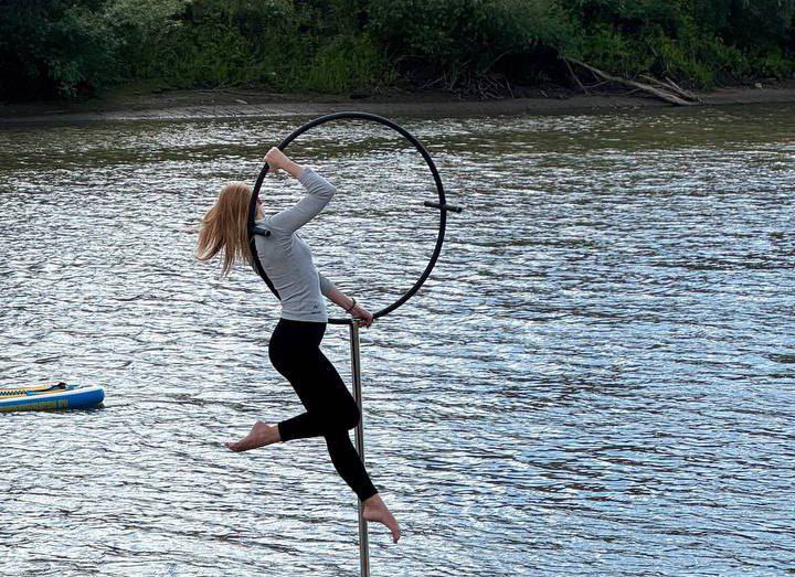 Фото VN.ru пилон.jpg