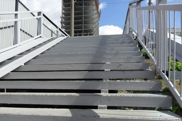 лестница моста внутрь_1506.jpg лестница моста внутрь_1506.jpg