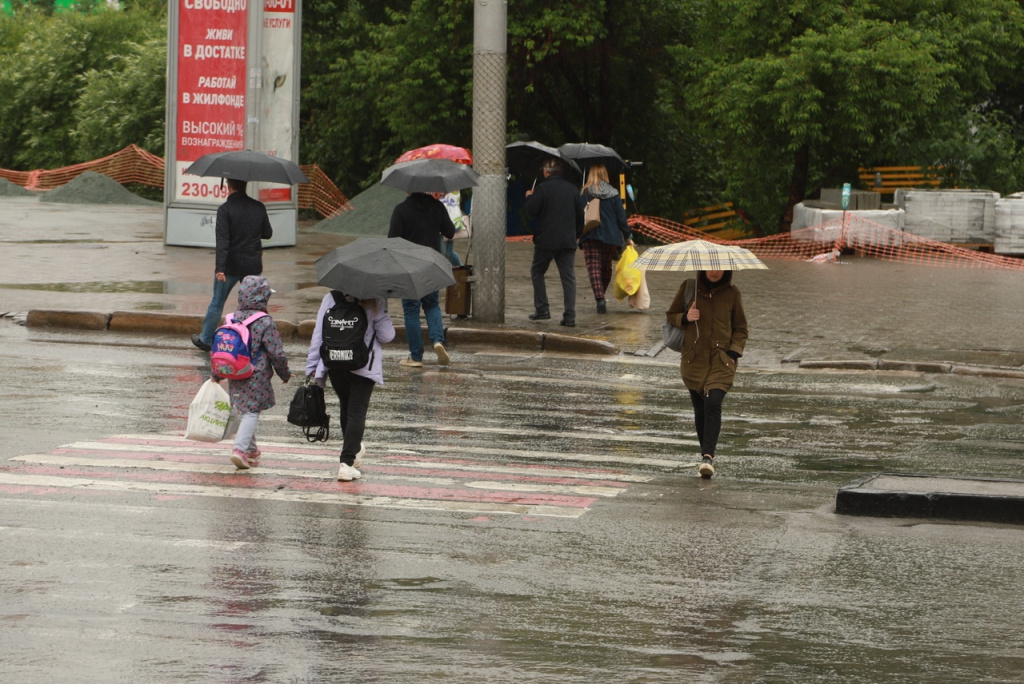 Дождь не прекращался ни на минуту. Дождливый Новосибирск. Дождь в Новосибирске. Когда закончится дождь сегодня. Дождь прекратился.