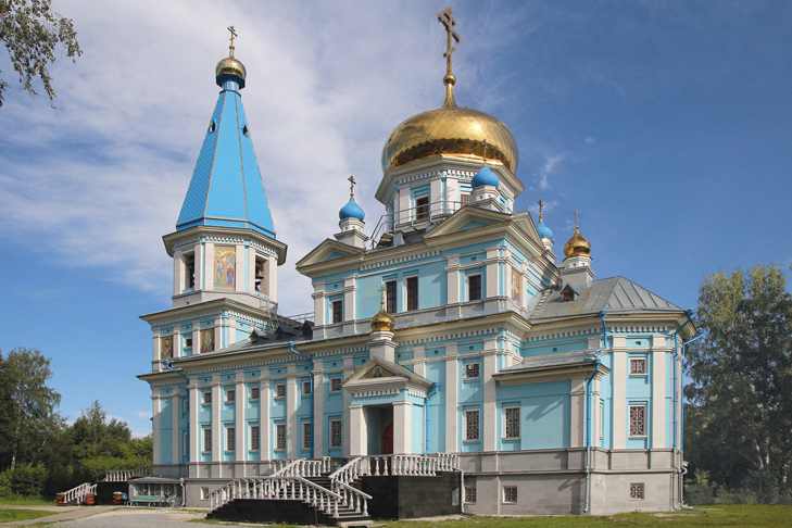Храм в честь Казанской иконы Божией Матери в г. Краснообске.jpg