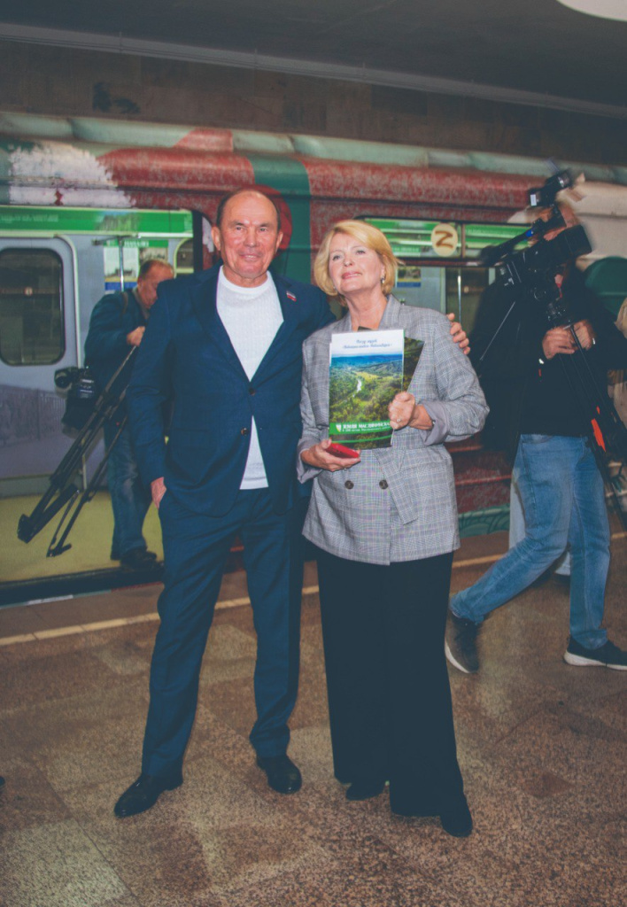 photo_5382232421988168353_y.jpg photo_5382232421988168353_y.jpg