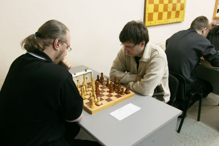 Вернуть шахматный клуб просят мэра Новосибирска любители игры