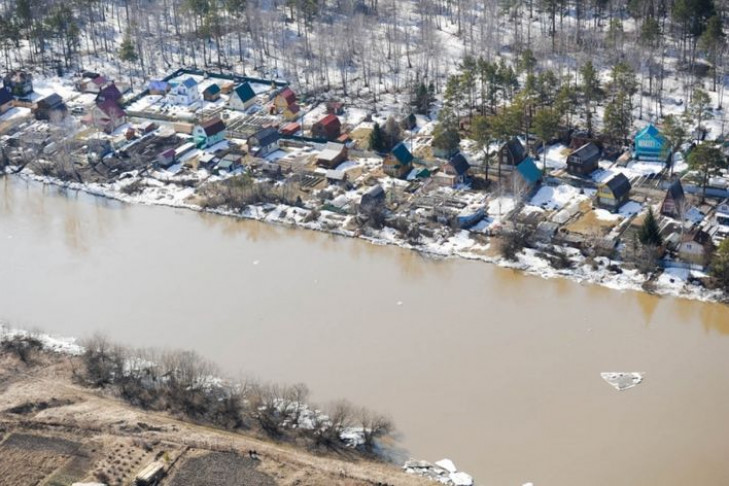 Первая волна паводка пришла в Новосибирскую область