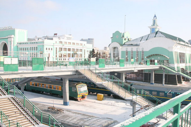 Сибиряки требуют пересмотреть расписание скорого поезда Новосибирск-Барнаул