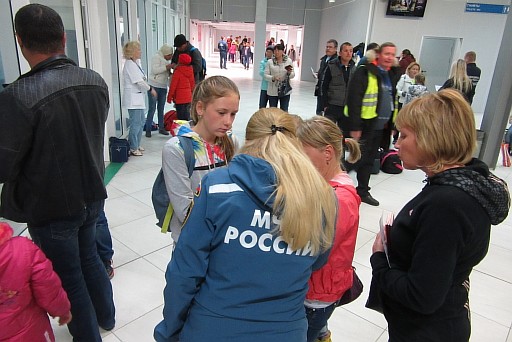 В Новосибирске пассажиров авиарейса №9748 встречали психологи