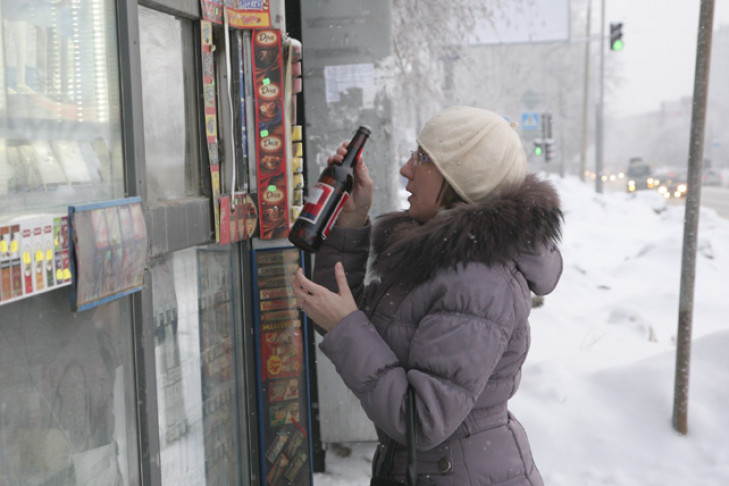 Правозащитники нашли алкоголь в киосках Новосибирска