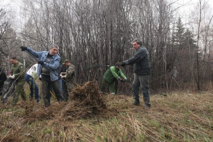 Сто тысяч горожан собрали в Новосибирске 9 тонн грязи и мусора