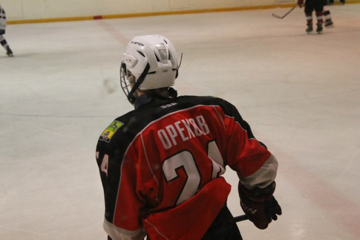 Тулеев помог родне хоккеиста, пострадавшего в Новосибирске