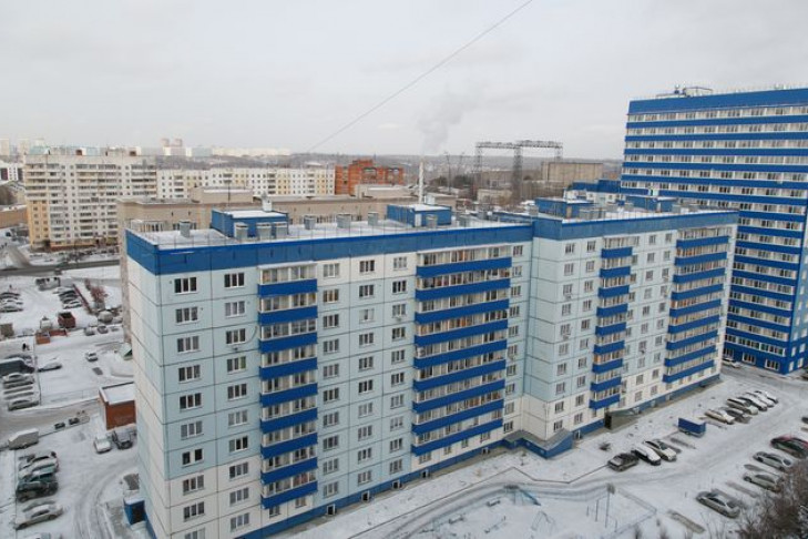 Большинство крыш многоквартирных домов Новосибирска очищены от снега