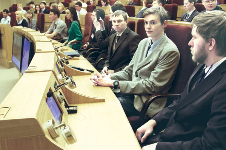 Первый рабочий день молодёжного парламента
